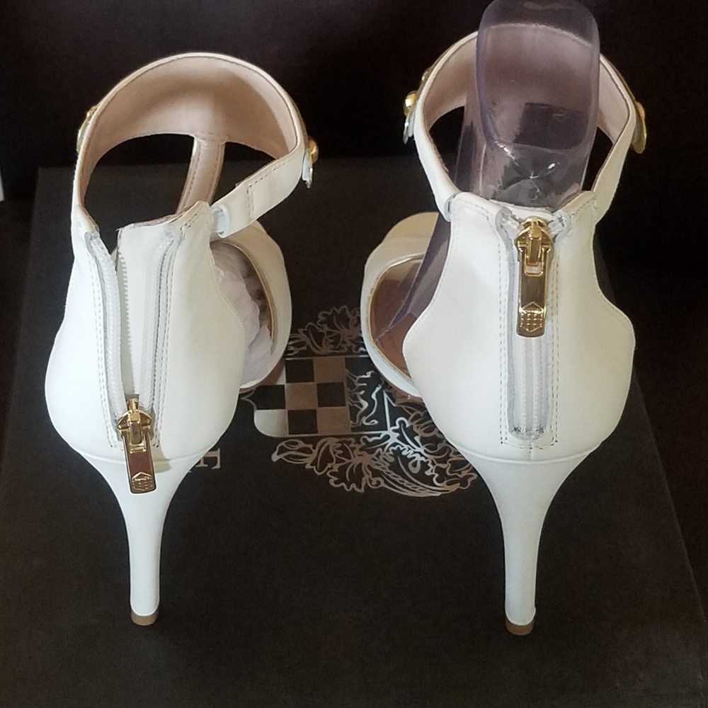 Shoes - Picture 3 of 3